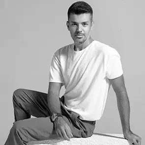 Cihan Nacar طراح لباس عروس ترک